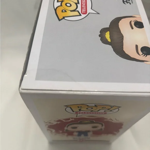 Funko Pop! Stranger Things Eleven #843 – Box Damaged - Picture 7 of 16